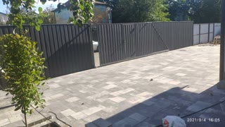 НОВИЙ ДІМ в КИЄВІ на Осокорках біля ДНІПРА, 5хв ходьби До МЕТРО 5хв
