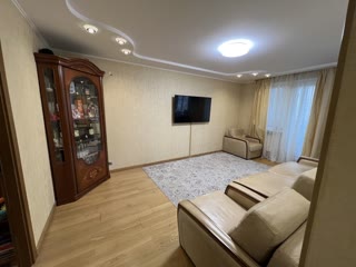 Продам 2к кв. на Зерновій Одесській