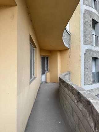 იყიდება 6 ოთახიანი ბინა საბურთალოზე