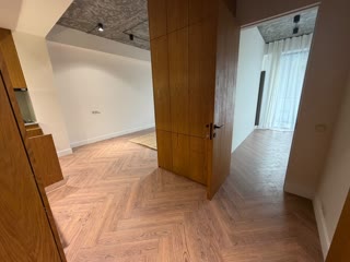 Stylish Apartment with a Brand-New Renovation near Lisi Lake