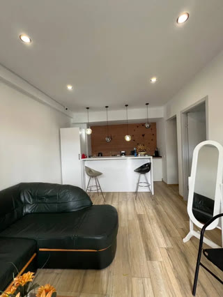 Universal commercial space for rent in Isan