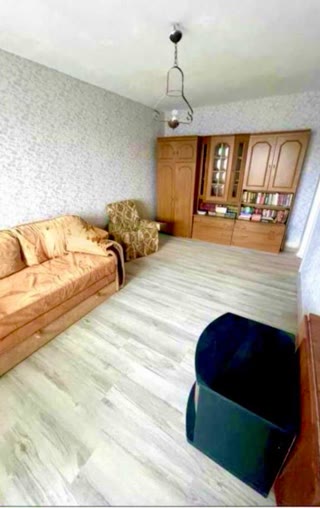 Sale of a 3-room apartment (cosmetic renovation) Anna Akhmatova
