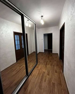 Продається 3к квартира, вул. Чавдар Єлизавети, метро Осокорки