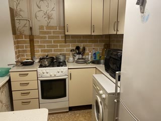 Продається 2 к квартира, Дарницька площа, метро Дарниця