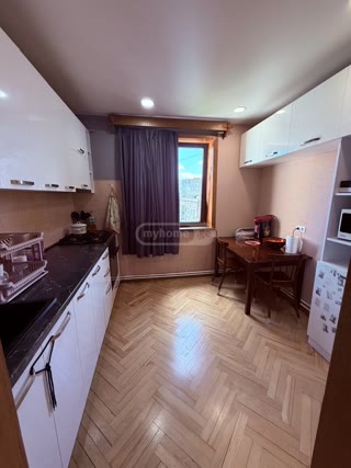 3-Room Apartment for Sale on Sukhishvili St. (Old Build)
