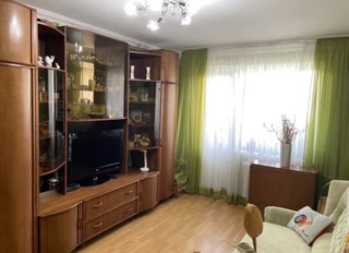 Продається затишна 2-кімнатна квартира, Індустріальний район