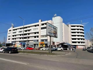 Продаж готового бізнесу – 20 паркомісць на Позняках