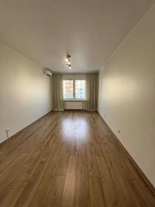 Продаж, 1 кімнатна квартира у ЖК «Патріотика», 10хв до метро Позняки