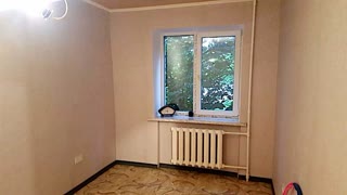 продам 2х кімнатну квартиру в центрі Лозової