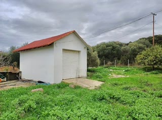300 m² Other properties
