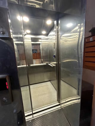 Продаж 3к квартири Соломʼянський р-н