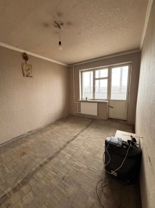 Продаж 1-кімнатної квартири біля метро Нивки