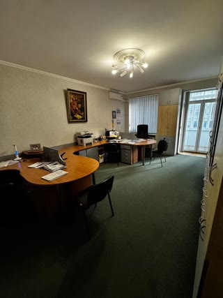 Продається 4к квартира, 94 кв.м., вул. Саксаганського, Печерський район