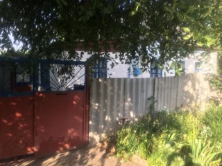 Продам будинок з ділянкою