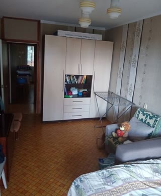 Продам 3-кімнатну квартиру, ст. м. "Олексіївська", вулиця Енвера Ахсарова, Олексіївка (Алексеевка)