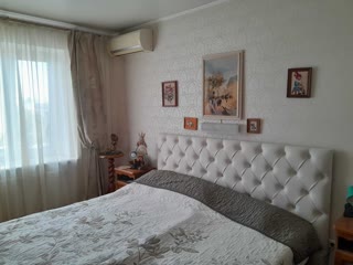 Продаж 3к квартири, проспект Берестейський, метро Нивки