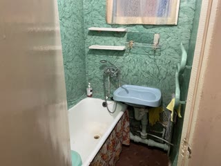 Продаж 2-кімнатної квартири на Воскресенці