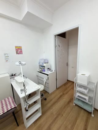 Universal commercial space for rent in Vake