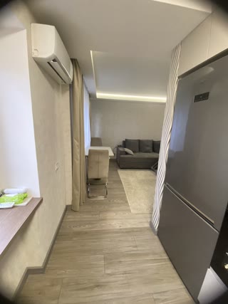Двокімнатна квартира 46кв поруч метро Чернігівська