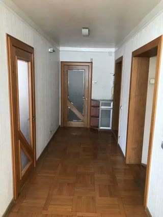 Продається простора 3-кімнатна квартира на вулиці Бальзака (Троєщина)