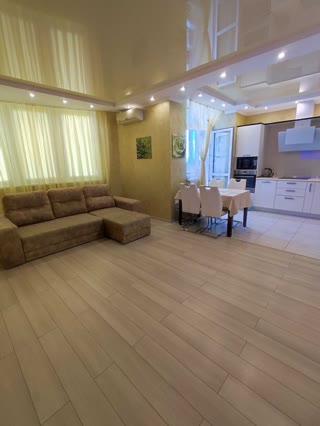Продається 3к квартира, вулиця Ревуцького, Дарницький район