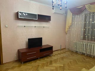 Продаж 2-кімнатної квартири на Оболоні біля ТРЦ Dream Town