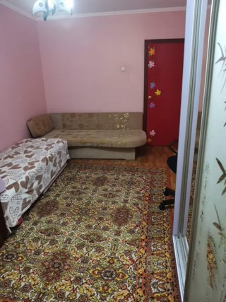 Продам 4х кімнатну квартиру на Асхарова