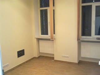 ПРОДАЮ приміщення 65 м2, 1 поверх, окремий вхід. вул. Б. Хмельницького