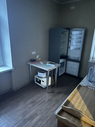 Продам 2 к квартиру Центр