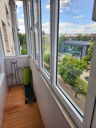 Продається 4к квартира 81м2, вул. Салютна, метро Сирець Нивки Берестейська