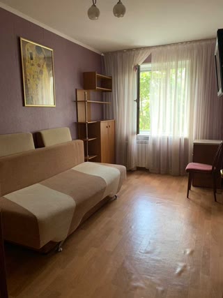 Продається 3к квартира метро Дорогожичі
