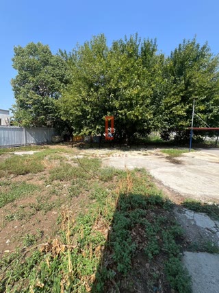 334 m² Plot