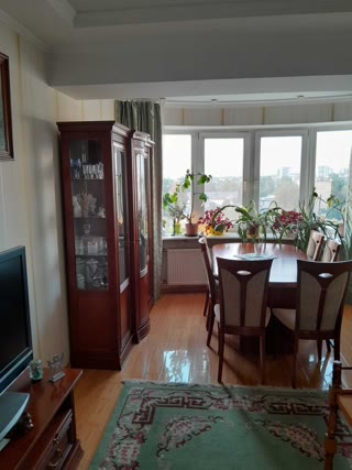 Продаж 3к квартири, проспект Берестейський, метро Нивки