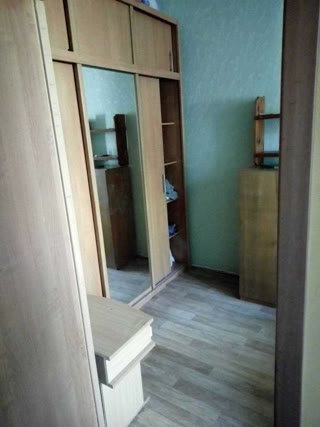 Продам простору 2-кімнатну квартиру, ст. м. "Наукова", вулиця Культури