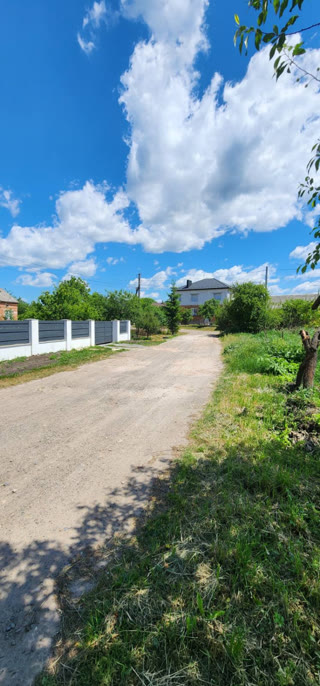 Продаж земельної ділянки під забудову в с. Чишки