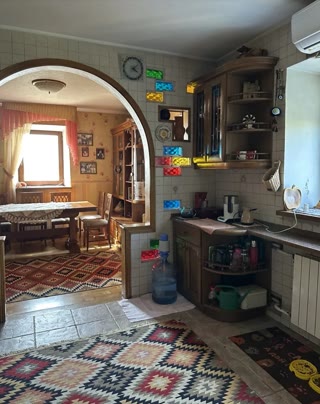 Оренда 4-поверхового будинку 380 м² на Осокорках з гаражем