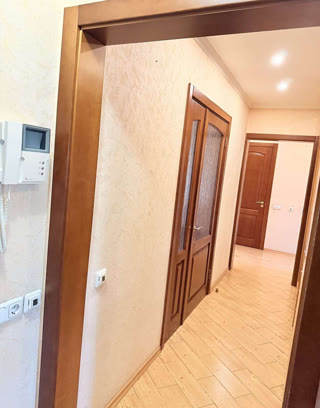 Продаж 3к квартири на вул. Петра Панча
