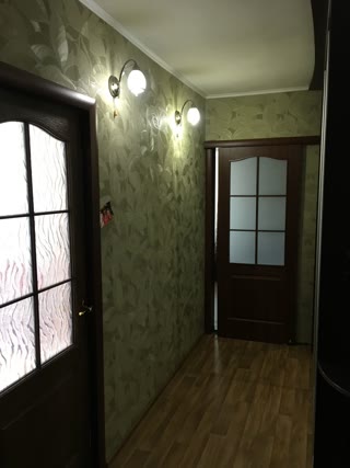 Продам 2к квартиру, Основа