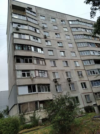 Продається 2-кімнатна квартира в районі Горизонт