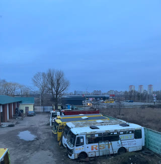 Продаєтся майновий комплекс з СТО