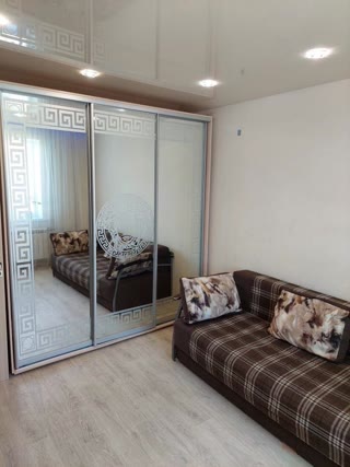 for sale apartment in the very center of Izyum