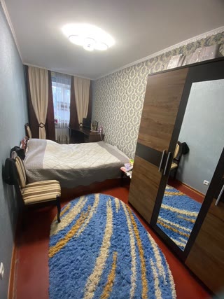 Продам 3х кімнатну квартиру Нових Дома