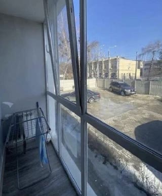Продаж 1к кварт21 кв. м .2 ет, метро Спортивна, Слобідський район