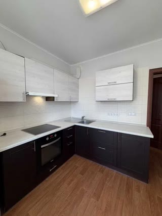 Продаж 1-кімнатної квартири на Позняках в ЖК Патріотика