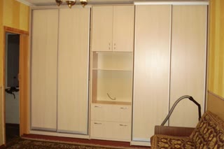 Продаж 1-кімнатної квартири на Троєщені