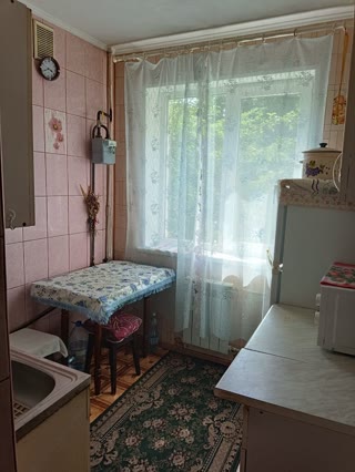 Продам З-х комн. квартиру, Салтовка, 606 м/р