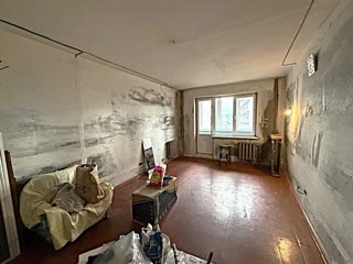Продаж 1-кімнатної квартири біля метро Деміївська