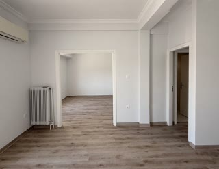 Квартира 70 м²