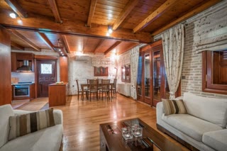 225 m² Detached House