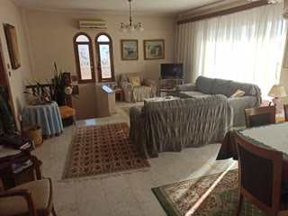 168 m² Apartment